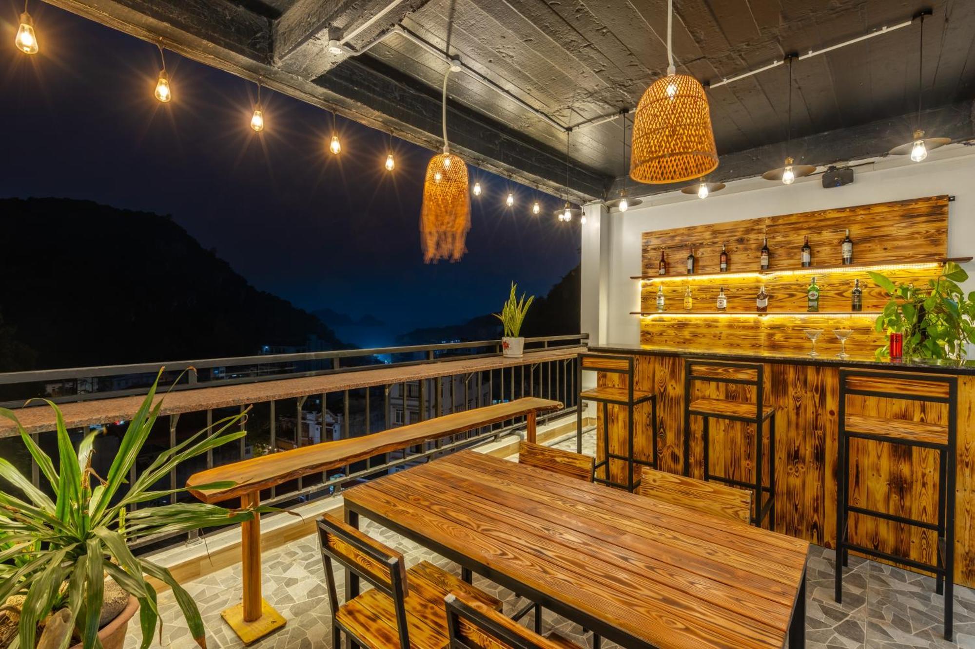 Cat Ba Xanh Spring Garden Hotel Dong Khe Sau Екстериор снимка
